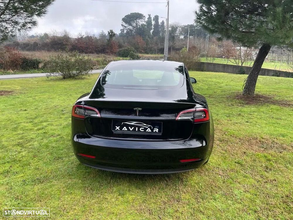 Tesla Model 3 - 27