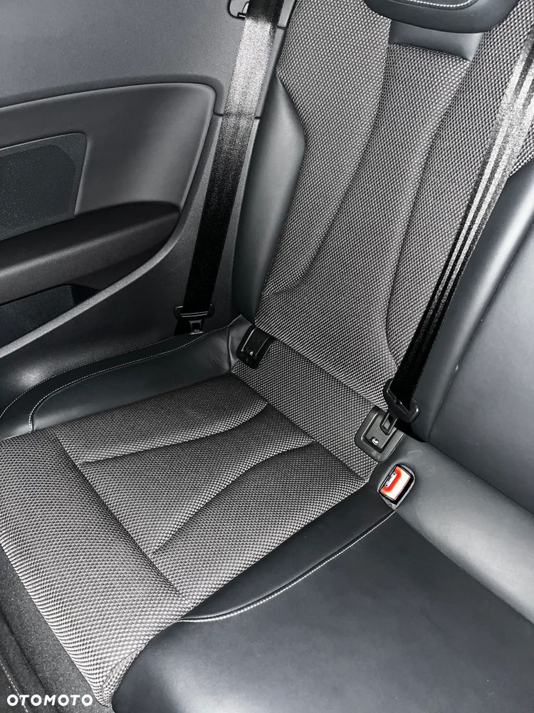 Audi A3 3-drzwiowe 2.0 TDI S tronic S line Sportpaket - 6