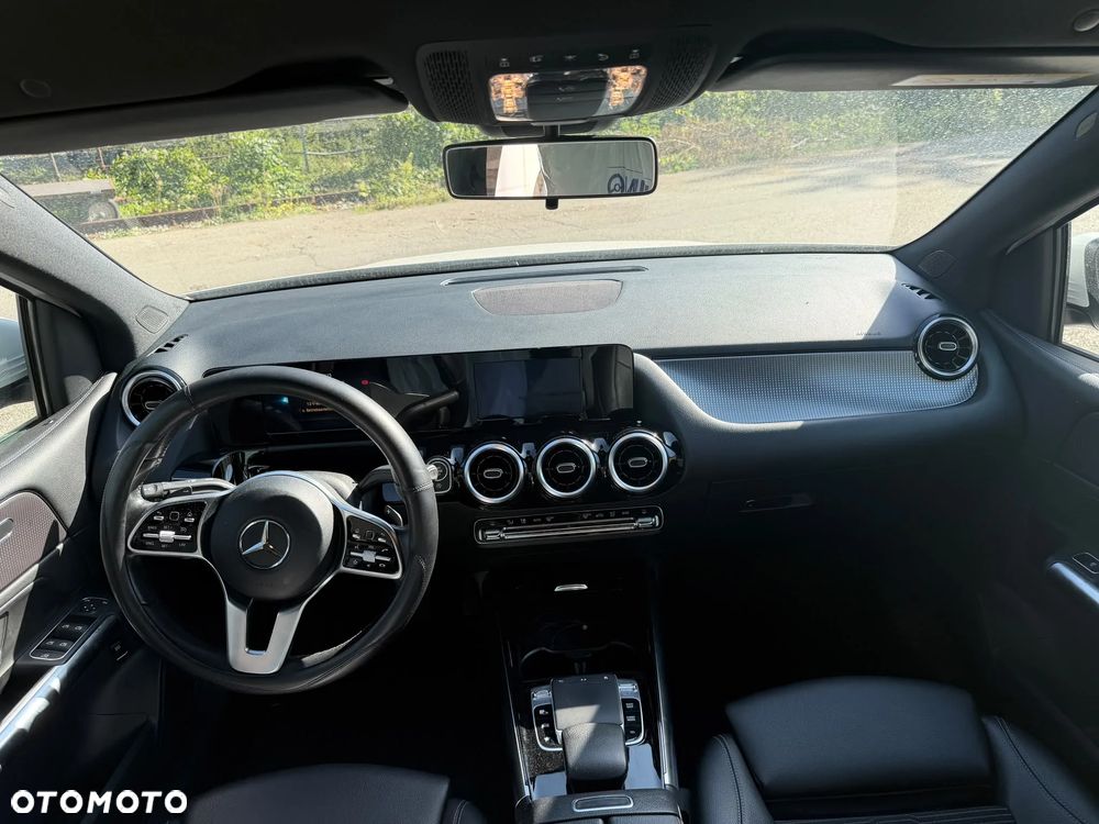 Mercedes-Benz Klasa B 200 d 8G-DCT - 8