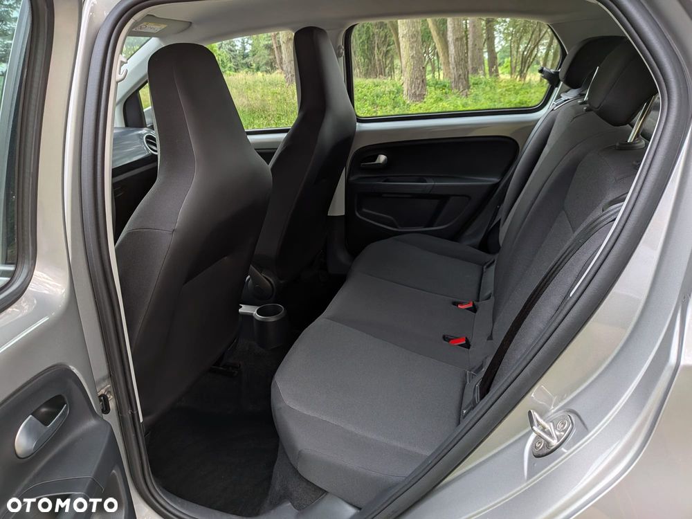 Volkswagen up! 1.0 move - 10