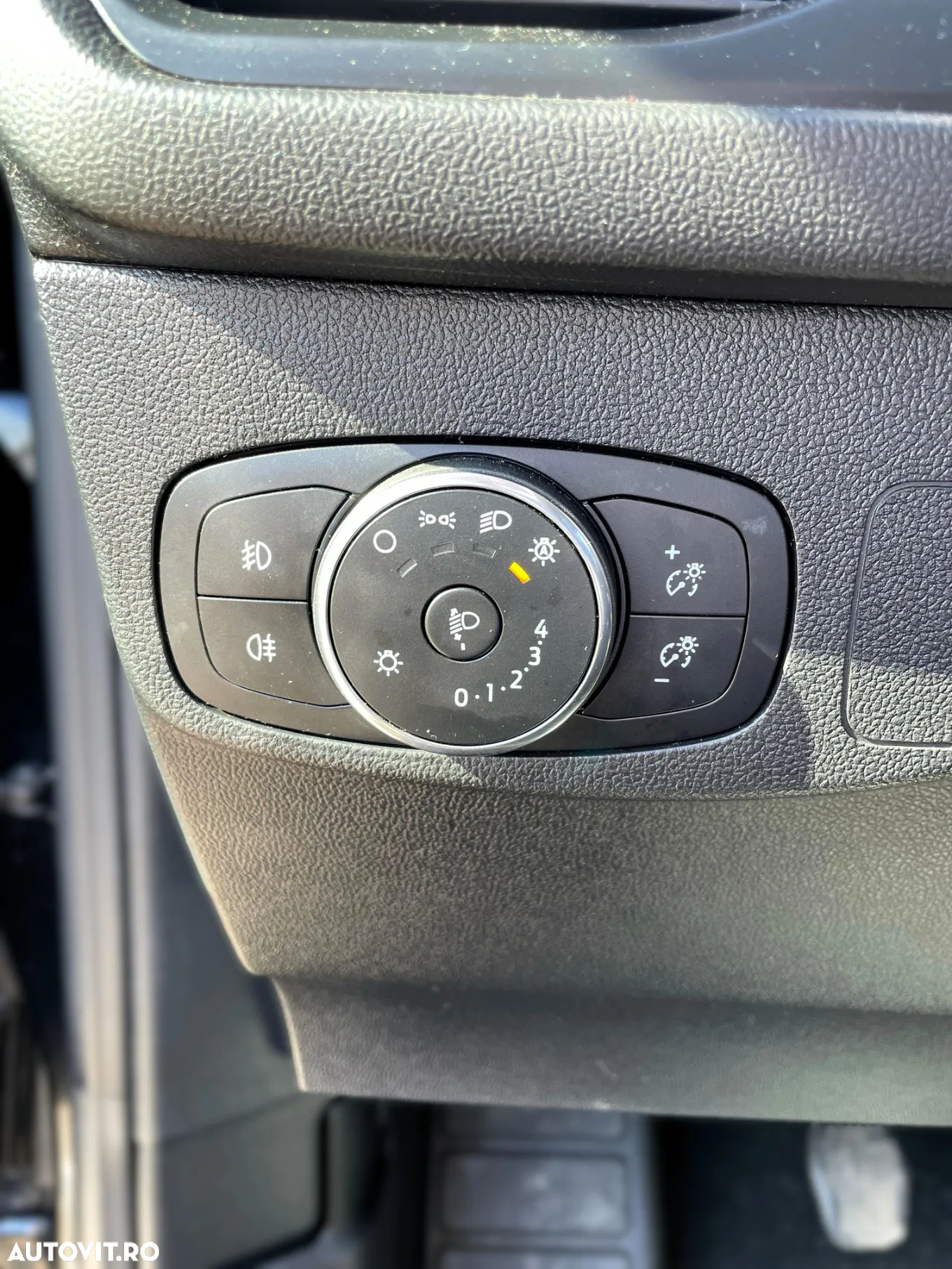 Ford Focus 1.0 EcoBoost Connected - 9
