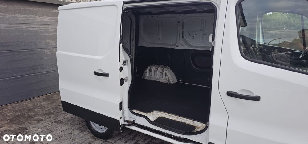 Renault Trafic - 14