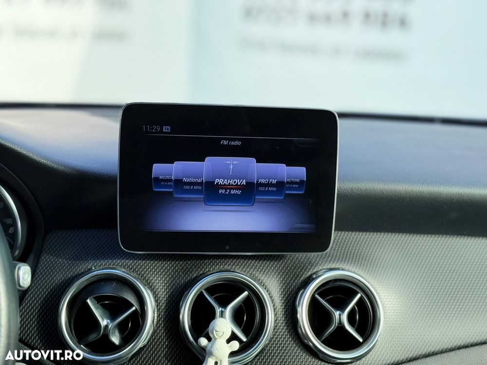 Mercedes-Benz GLA 200 d 4MATIC Aut. - 26