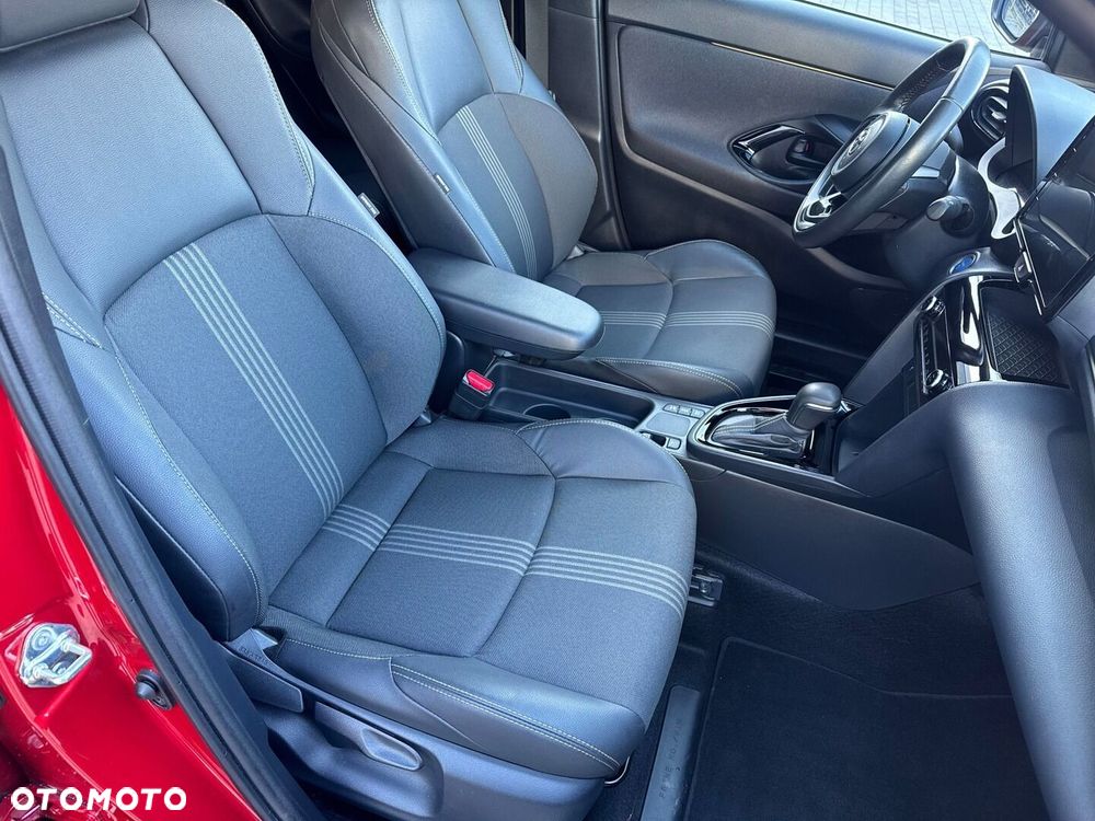 Toyota Yaris Cross Hybrid 1.5 Adventure - 24