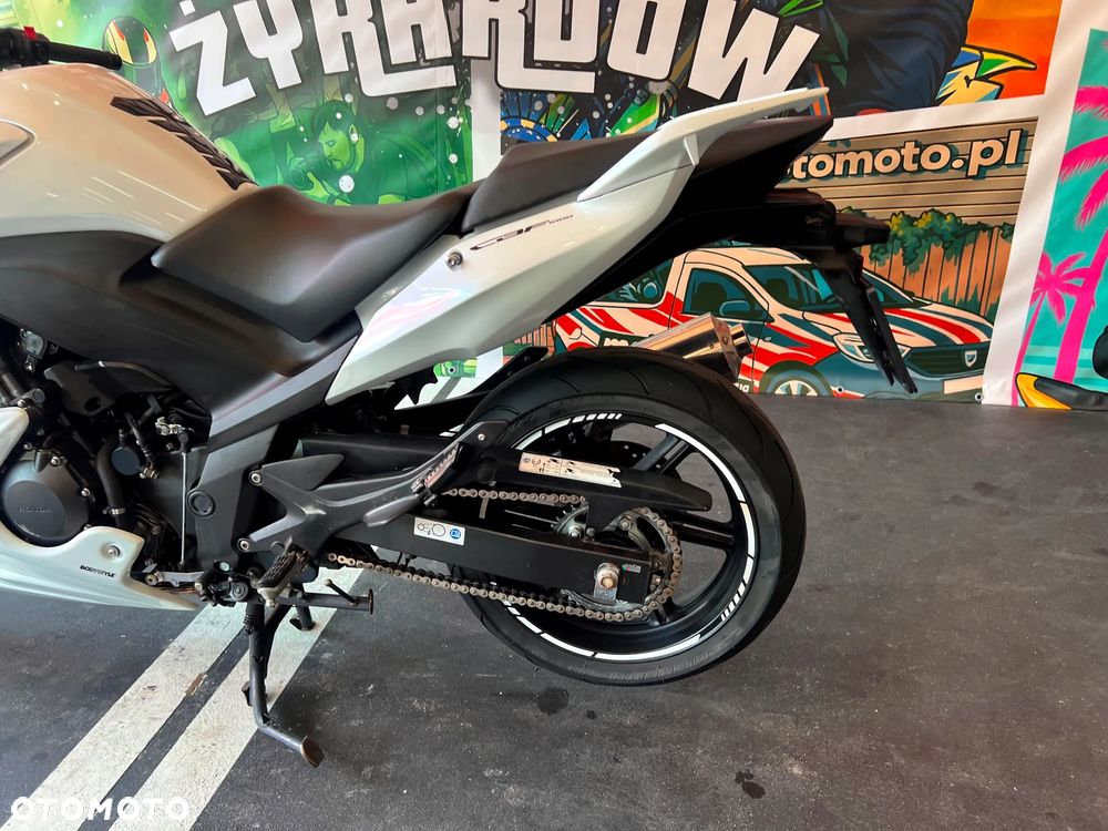 Honda CBF - 23