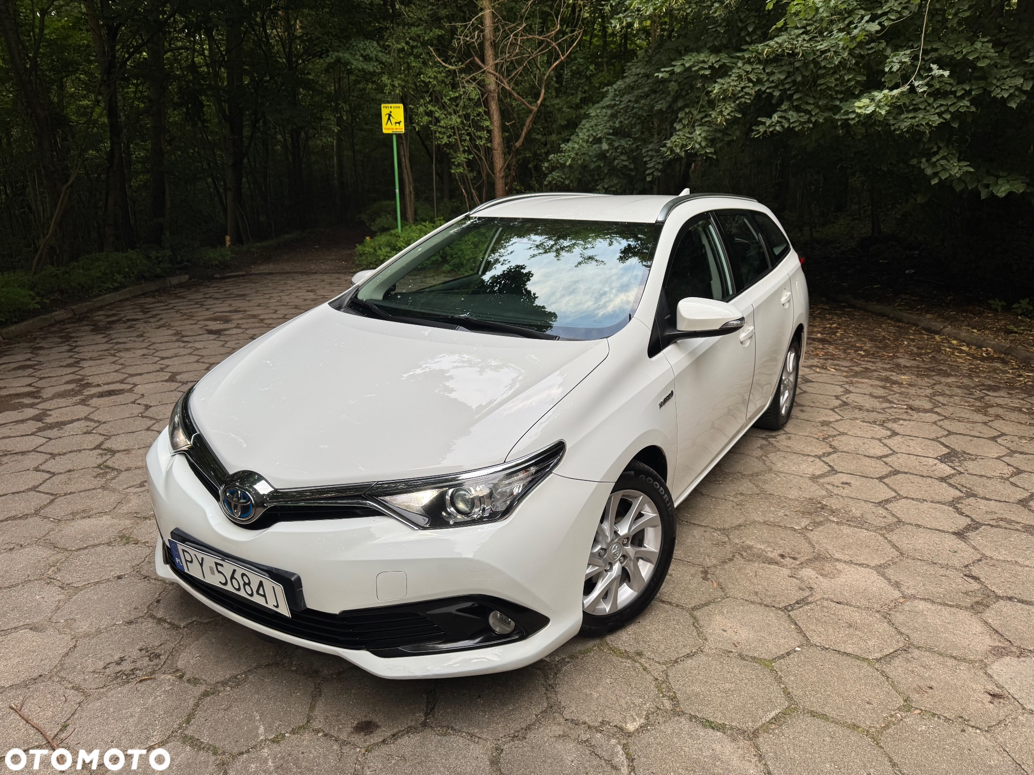 Toyota Auris - 8