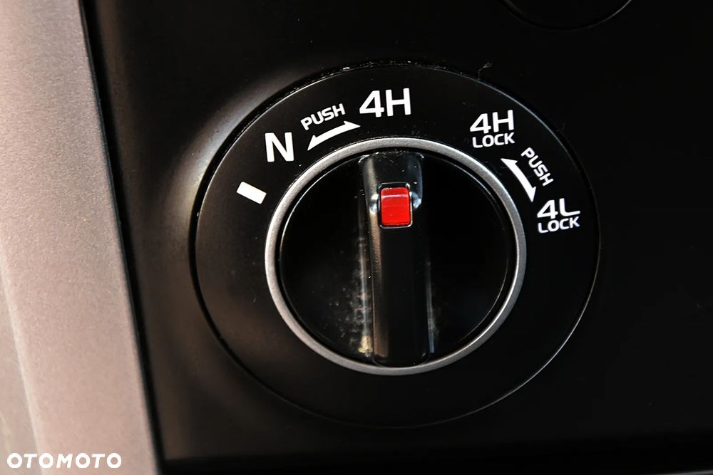 Suzuki Grand Vitara 1.9 DDiS De Luxe - 26