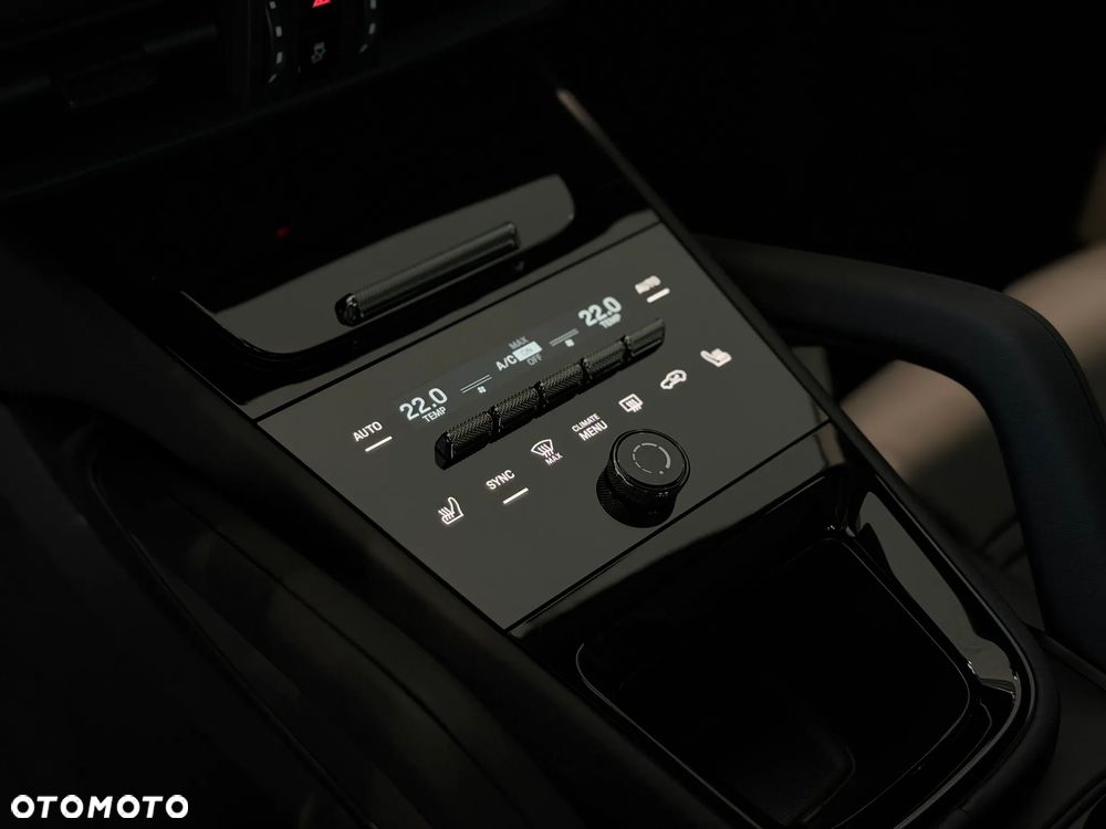 Porsche Cayenne E-Hybrid PHEV Black Edition - 37