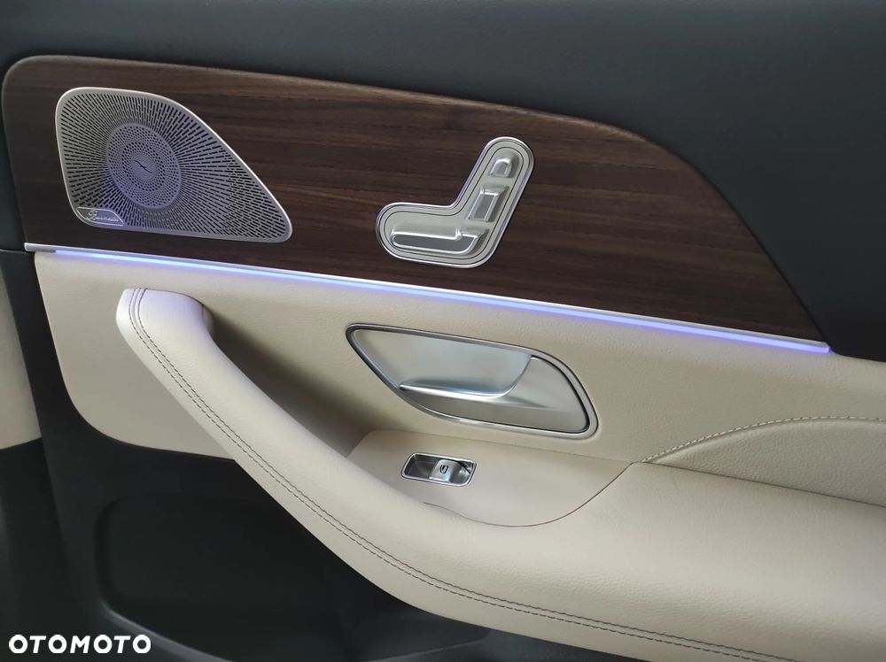 Mercedes-Benz GLS - 6