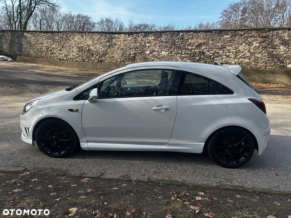 Opel Corsa 1.6 Turbo OPC - 8