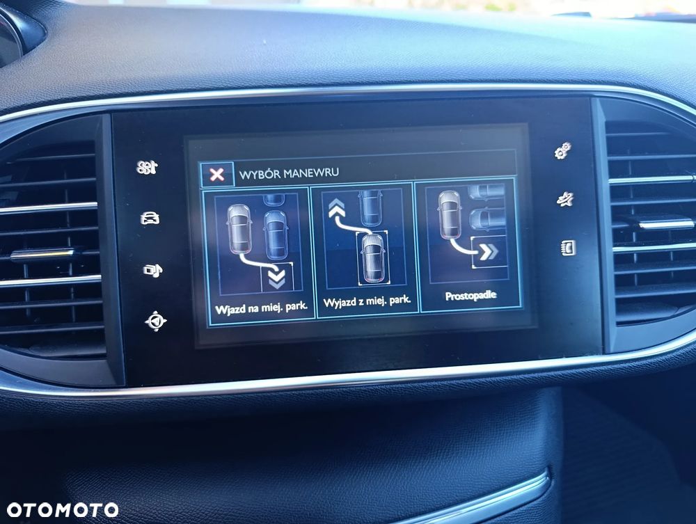 Peugeot 308 1.6 e-HDi Allure S&S - 11