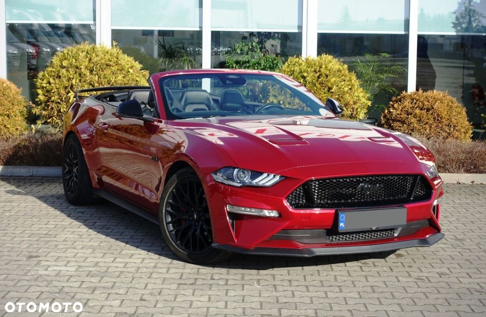 Ford Mustang - 4