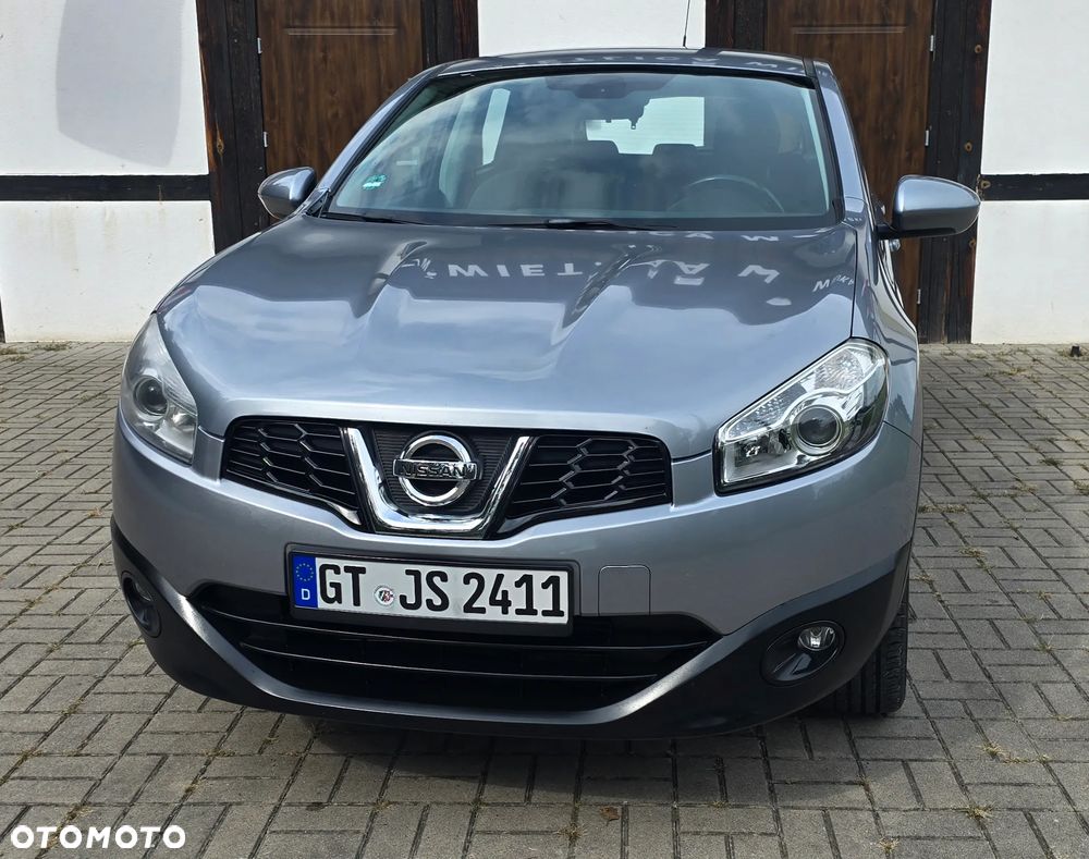 Nissan Qashqai 2.0 Tekna CVT - 2