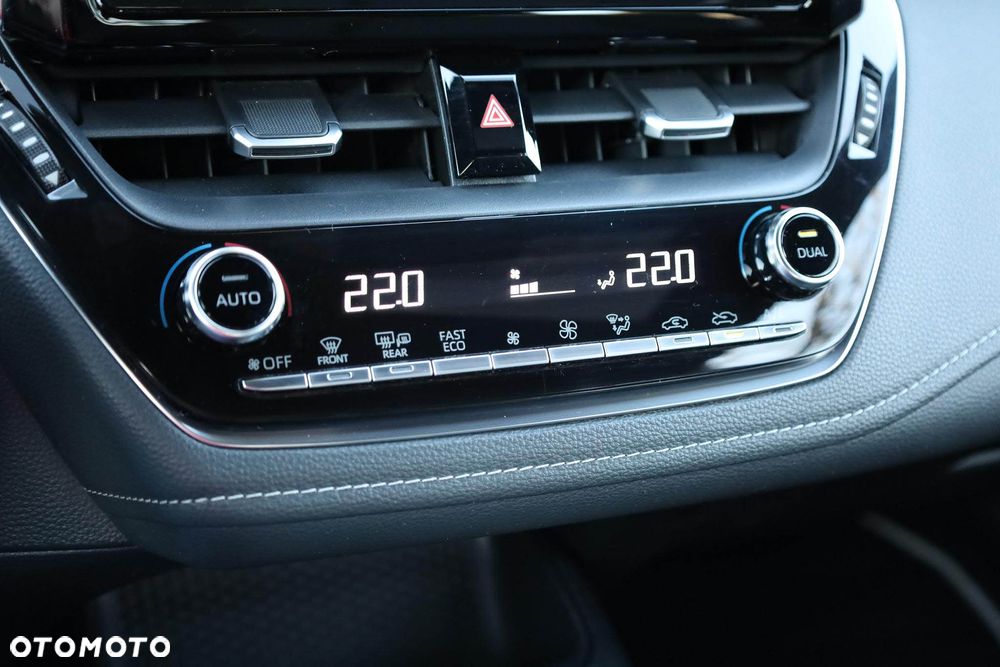 Toyota Corolla 1.8 Hybrid Comfort - 25