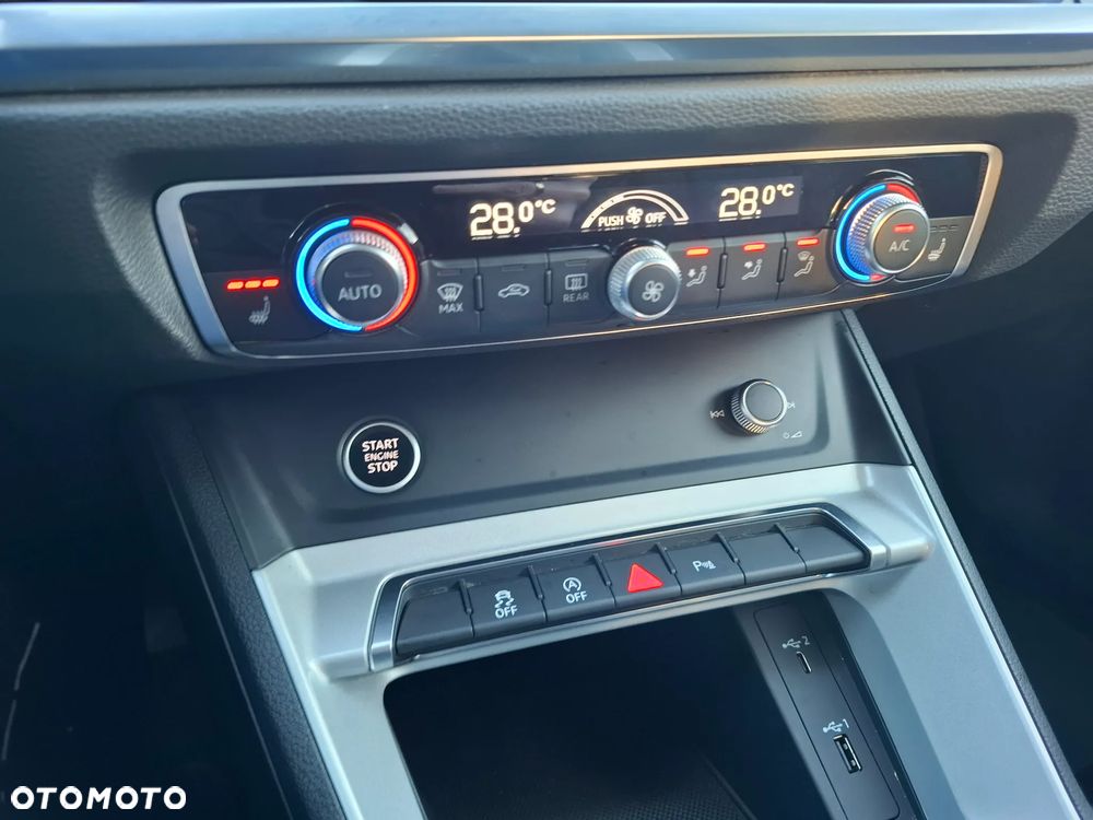 Audi Q3 35 TFSI S tronic - 16