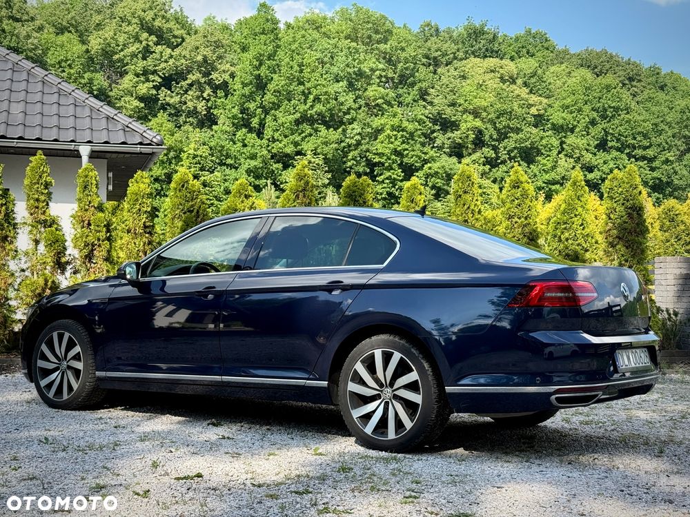 Volkswagen Passat 2.0 TDI 4Mot Elegance DSG - 6