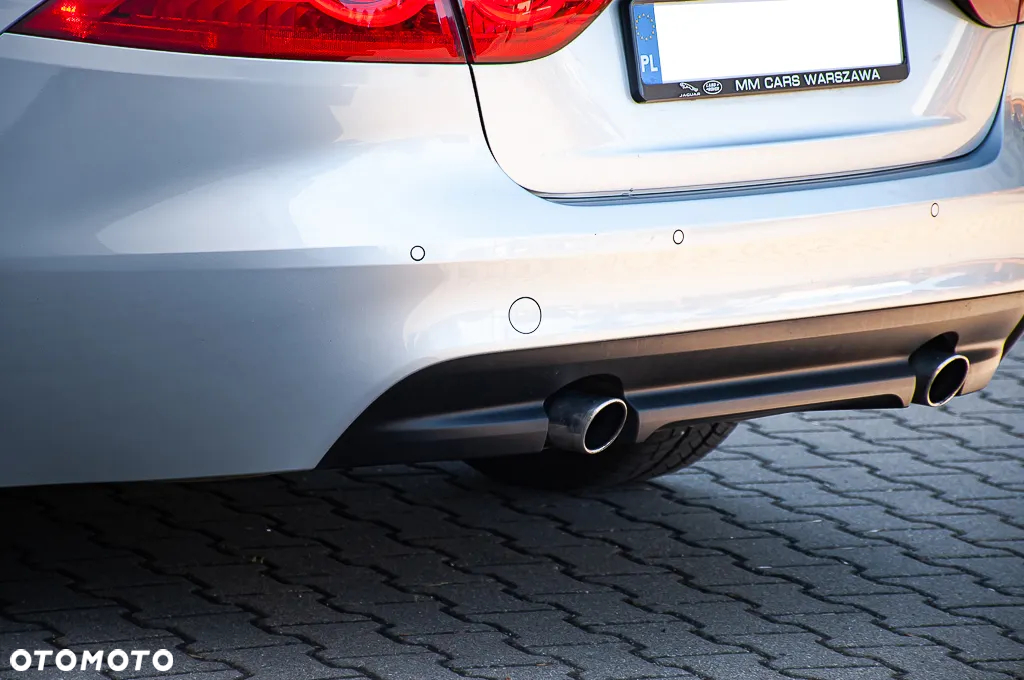 Jaguar XF 2.0 T R-Sport - 27