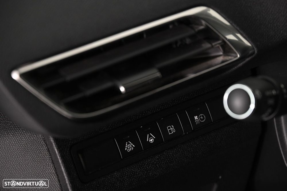 Peugeot 3008 1.6 Hybrid GT Pack e-EAT8 - 20