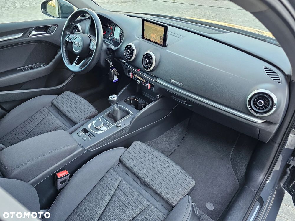 Audi A3 Limousine 1.6 TDI Sport - 14