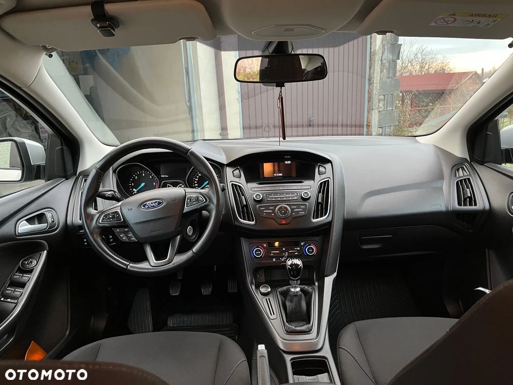 Ford Focus 1.5 TDCi Trend - 13