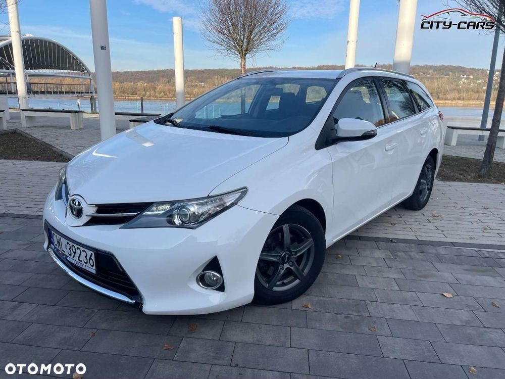 Toyota Auris - 3