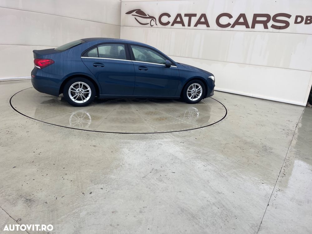 Mercedes-Benz A 180 d Sedan Aut. - 17