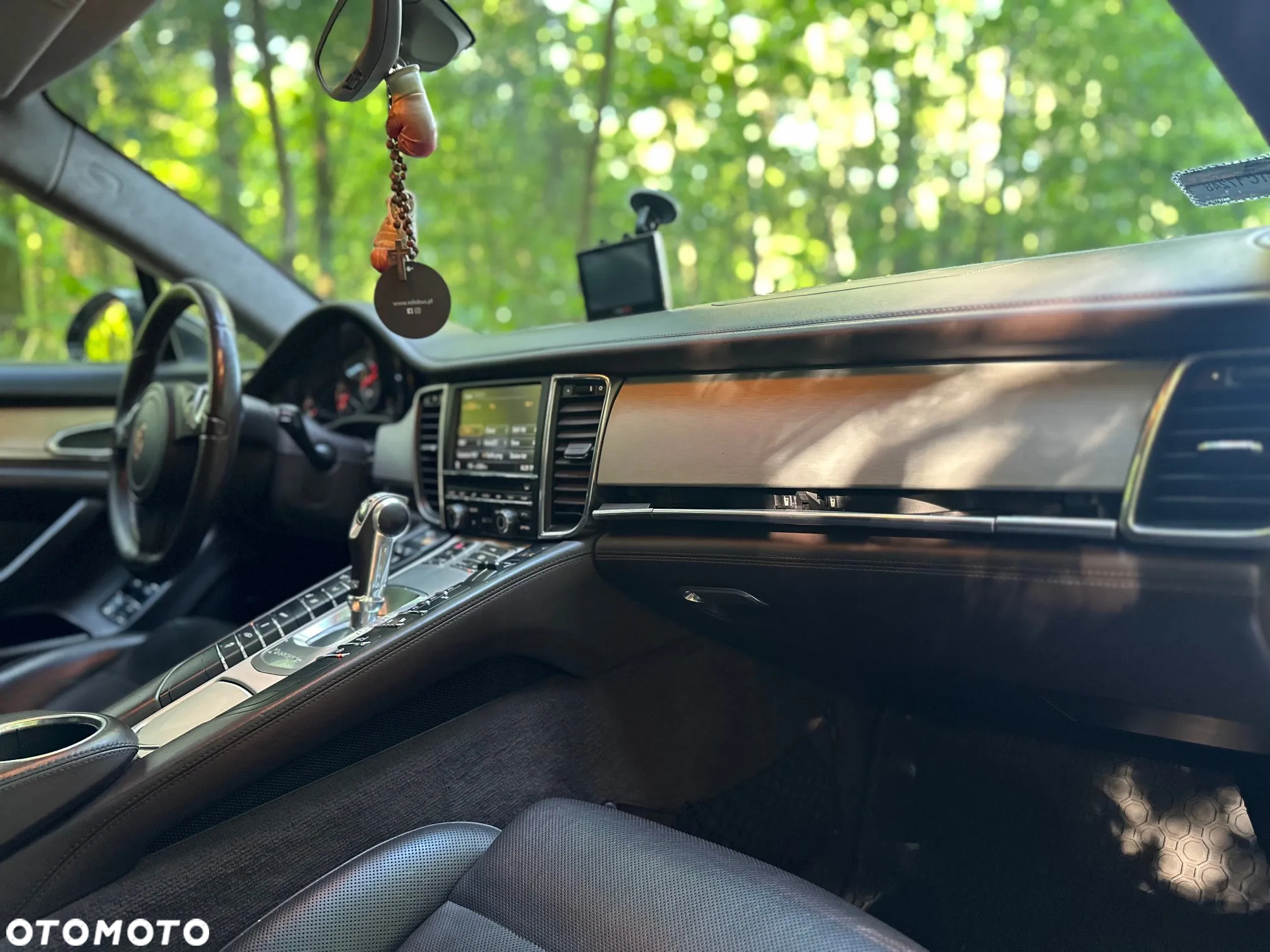 Porsche Panamera 4S - 32