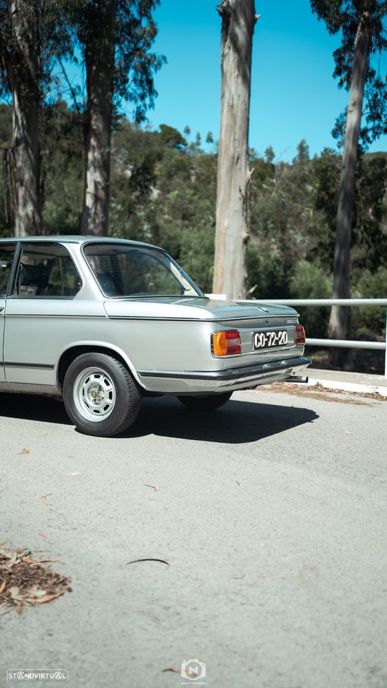 BMW 2002 - 23