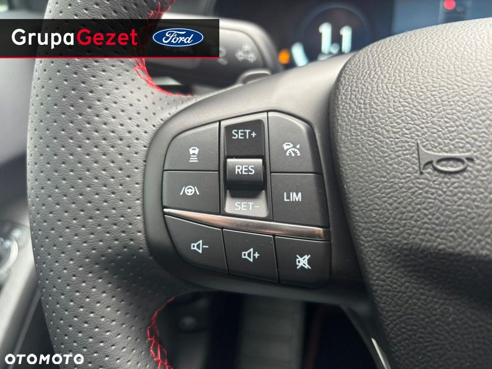 Ford Focus - 10