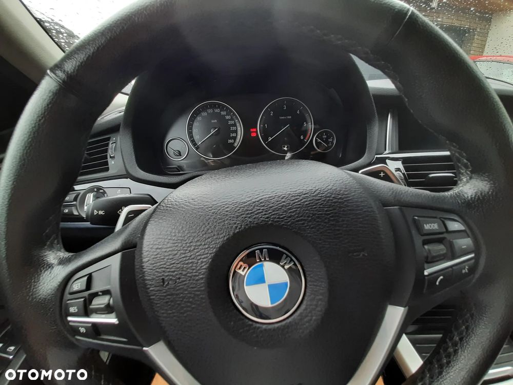 BMW X4 xDrive20d - 16