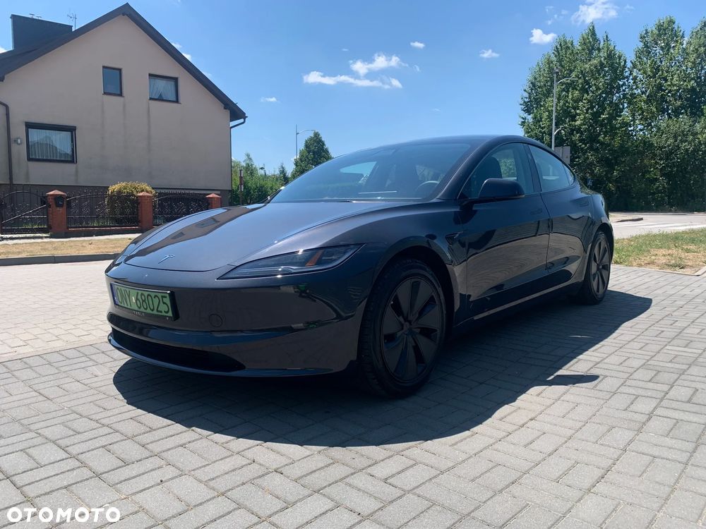 Tesla Model 3 AWD - 7