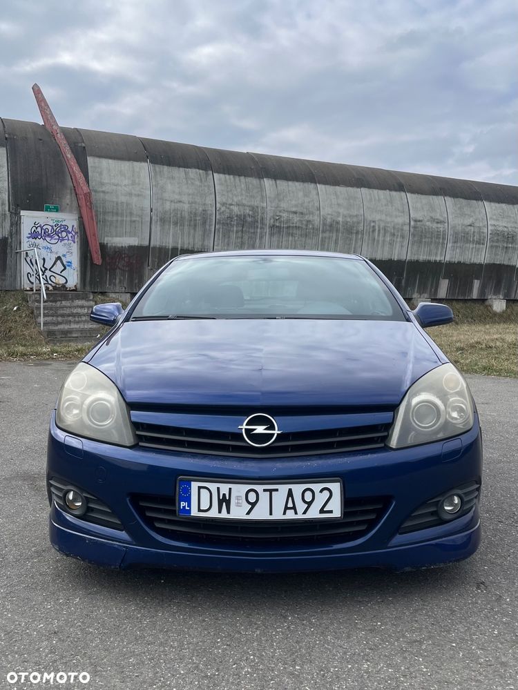 Opel Astra 2.0 T Sport - 2