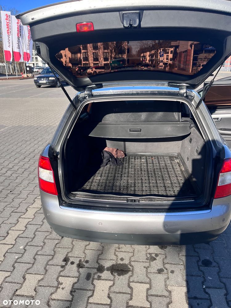 Audi A4 Avant 1.9 TDI - 10