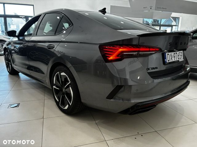 Skoda Octavia 2.0 TSI RS DSG - 5