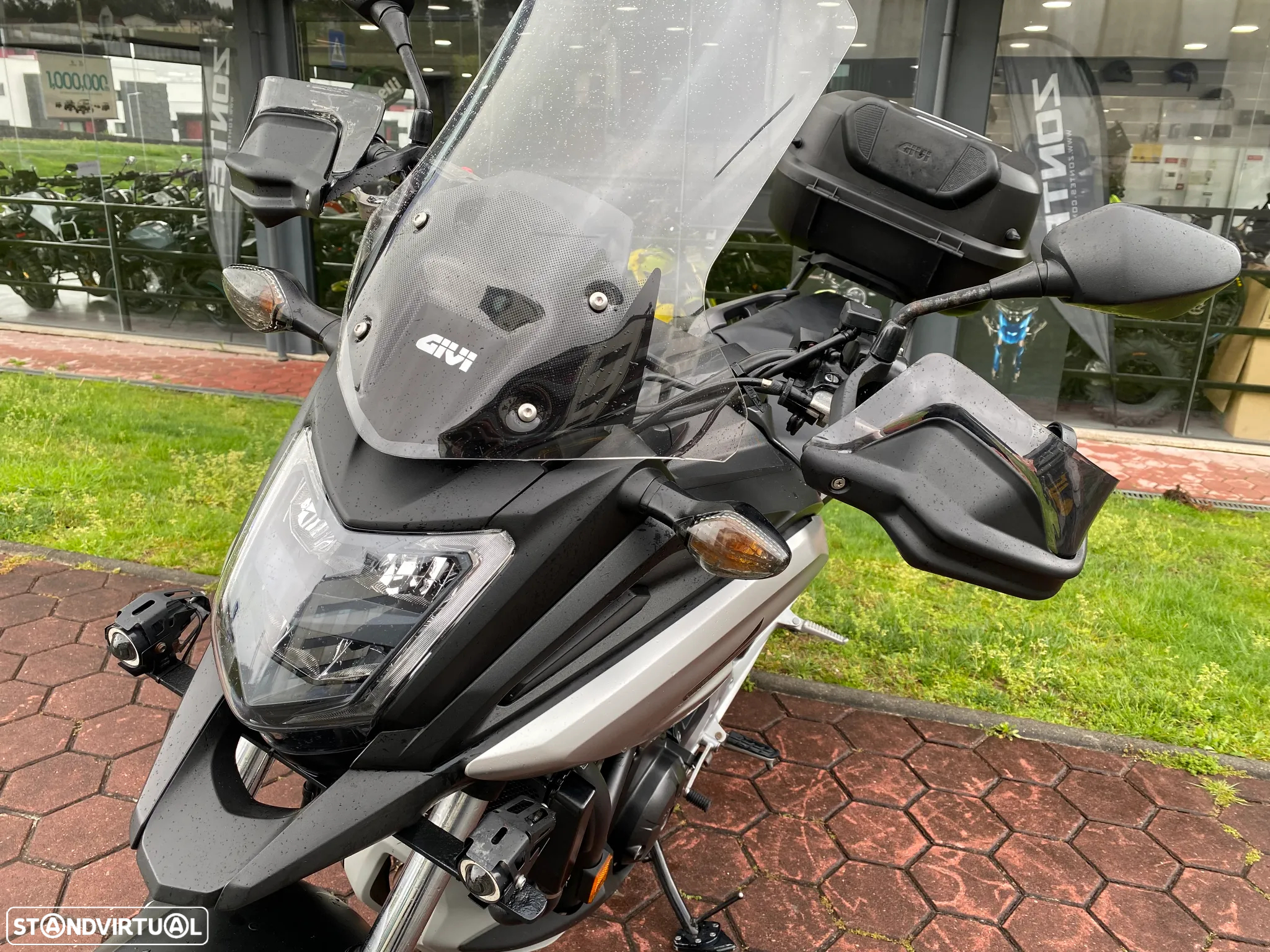 Honda NC750X NC750X top case - 15