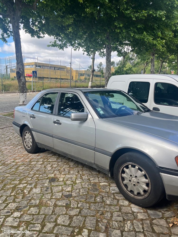 Mercedes-Benz C 220 D Elegance - 7