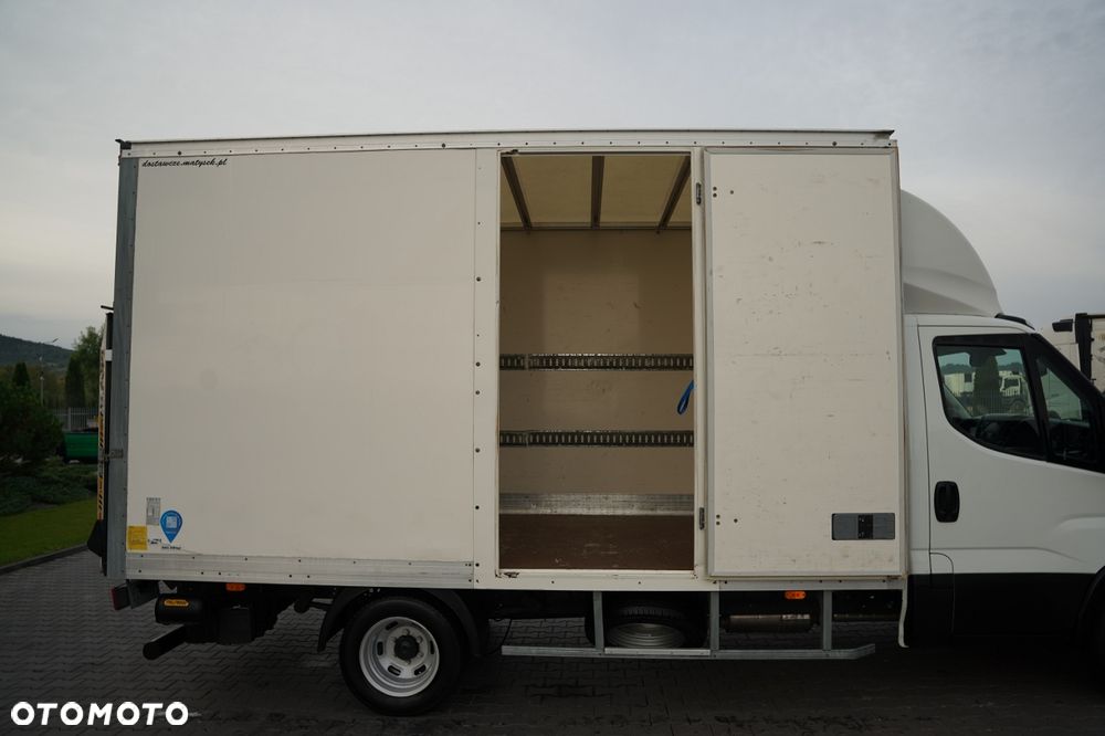 Iveco DAILY 35-140 / KONTENER - 4,3 M / WINDA PALFINGER - 750 KG / SPROWADZONY - 19
