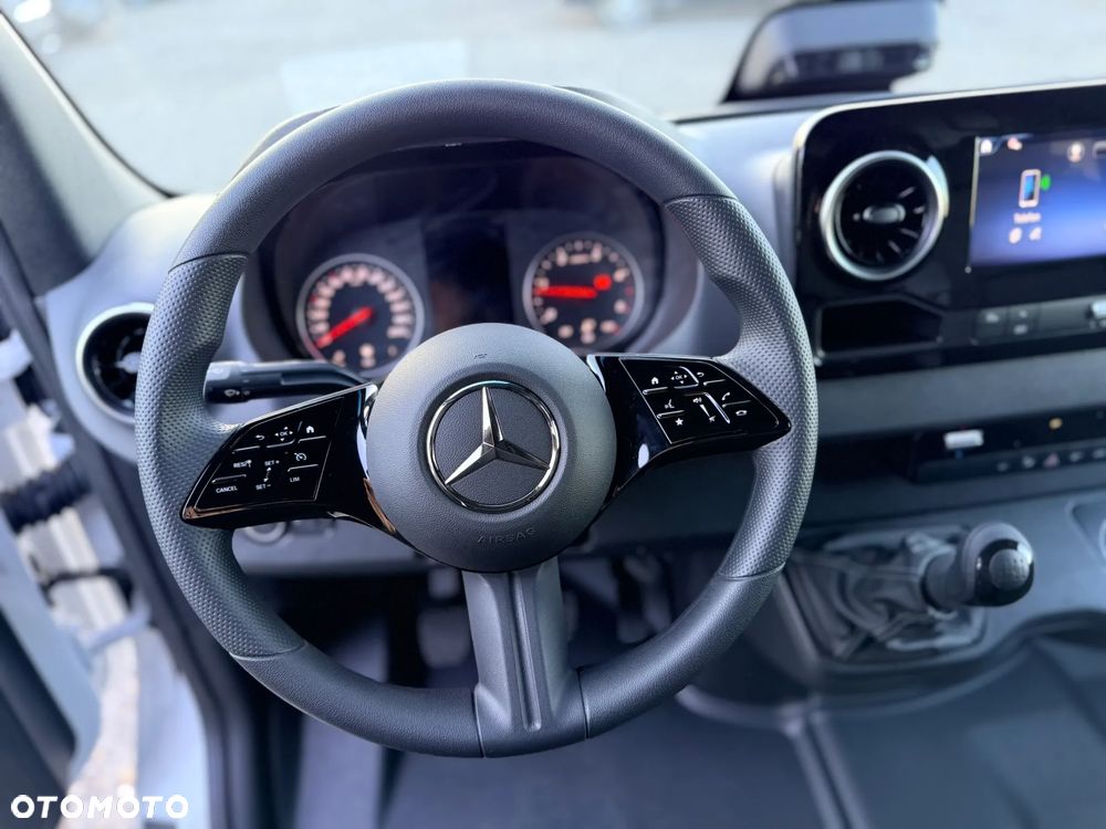 Mercedes-Benz Sprinter 317 CDI - 13