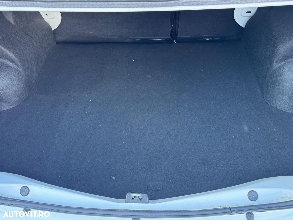 Dacia Logan 1.5 Blue dCi Laureate - 11