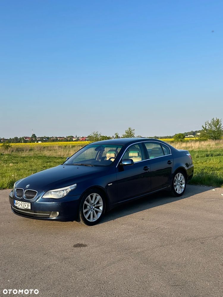 BMW Seria 5 523i Edition Lifestyle - 2