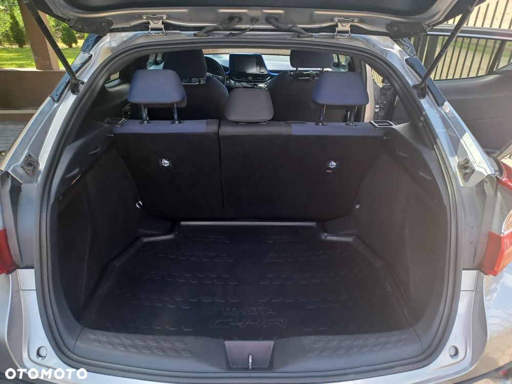Toyota C-HR - 17
