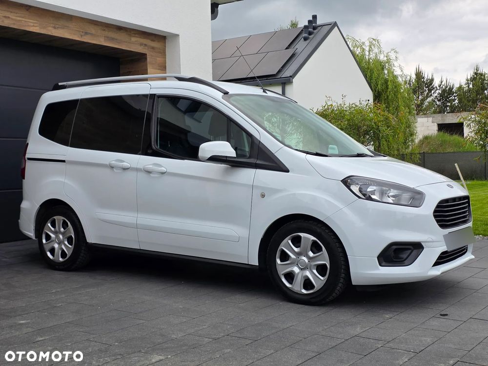 Ford Tourneo Courier 1.5 TDCi Trend - 13