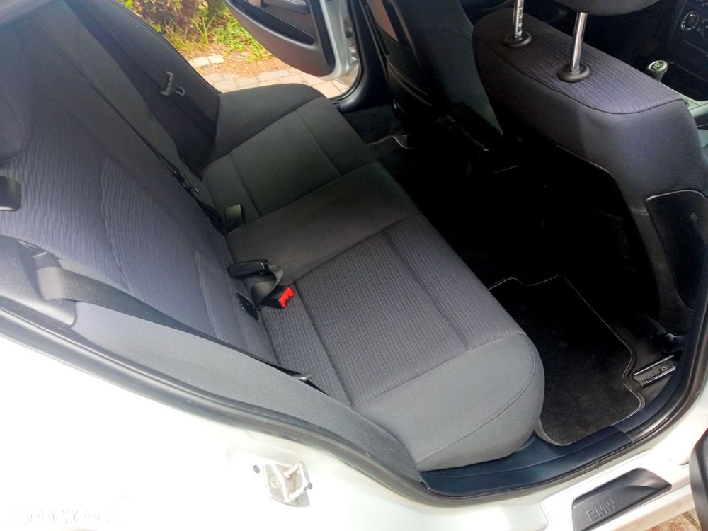 BMW Seria 1 116d DPF Edition Sport - 15