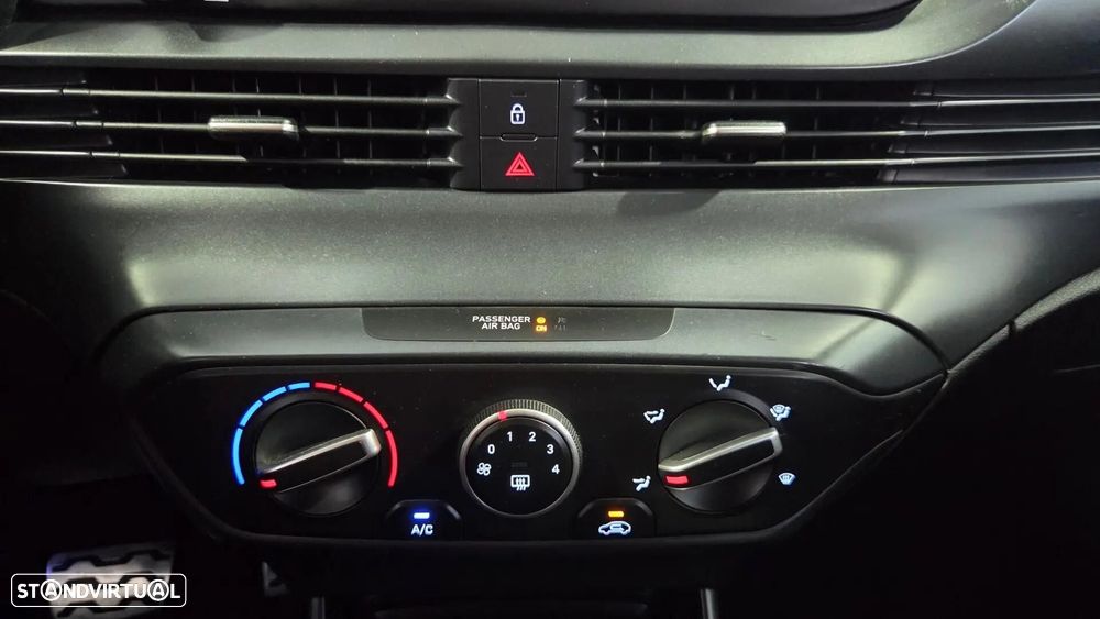 Hyundai Bayon 1.0 T-GDI 48V-Hybrid DCT Connect & Go - 28