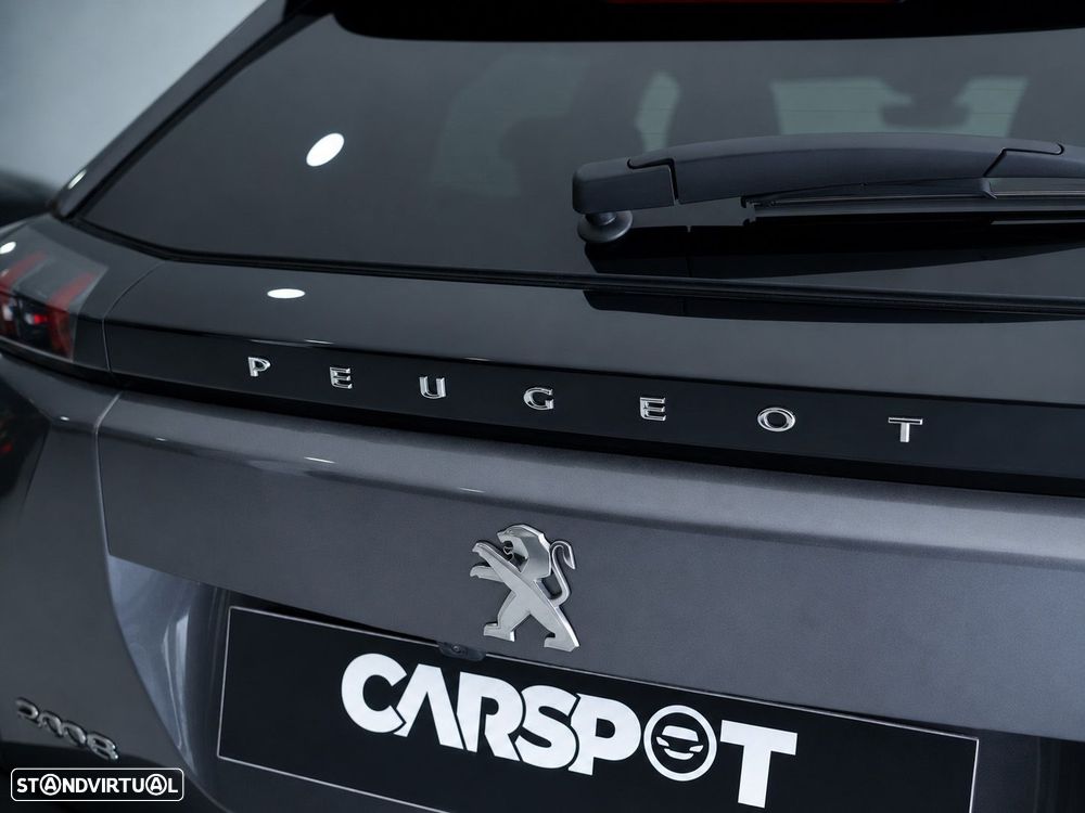 Peugeot 2008 - 11