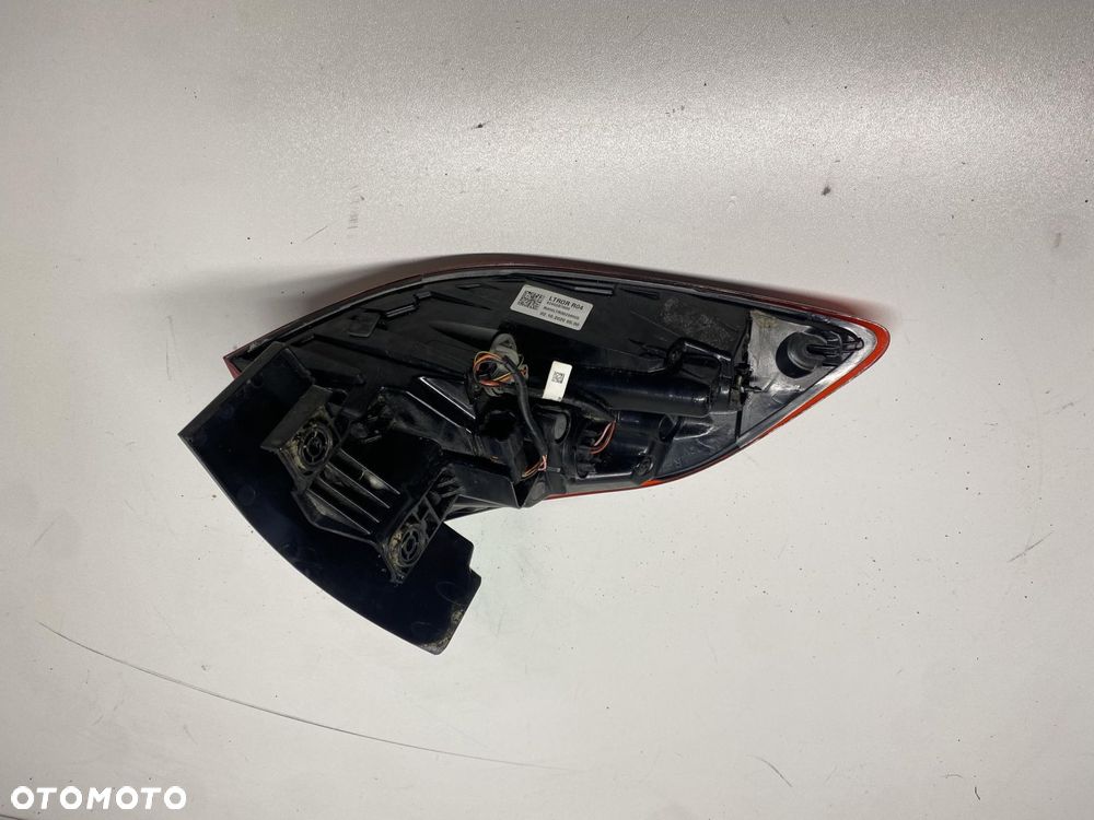 LAMPA TYLNA PRAWA LED HYUNDAI TUCSON II LIFT 19-21 92402D7600 - 2