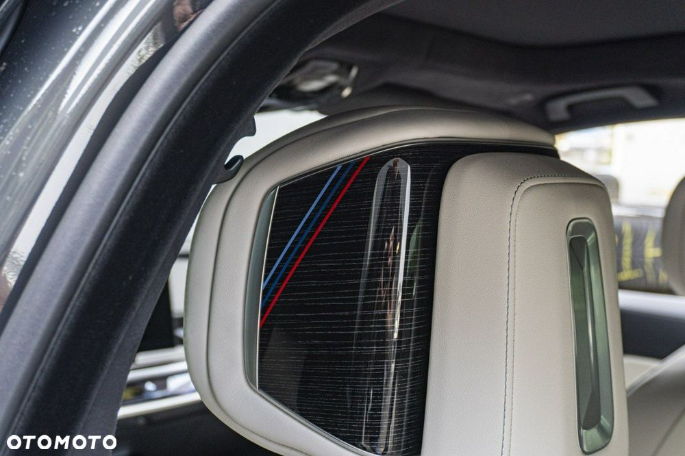 BMW Seria 7 - 23