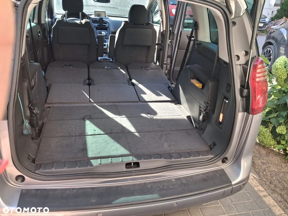 Peugeot 5008 - 19