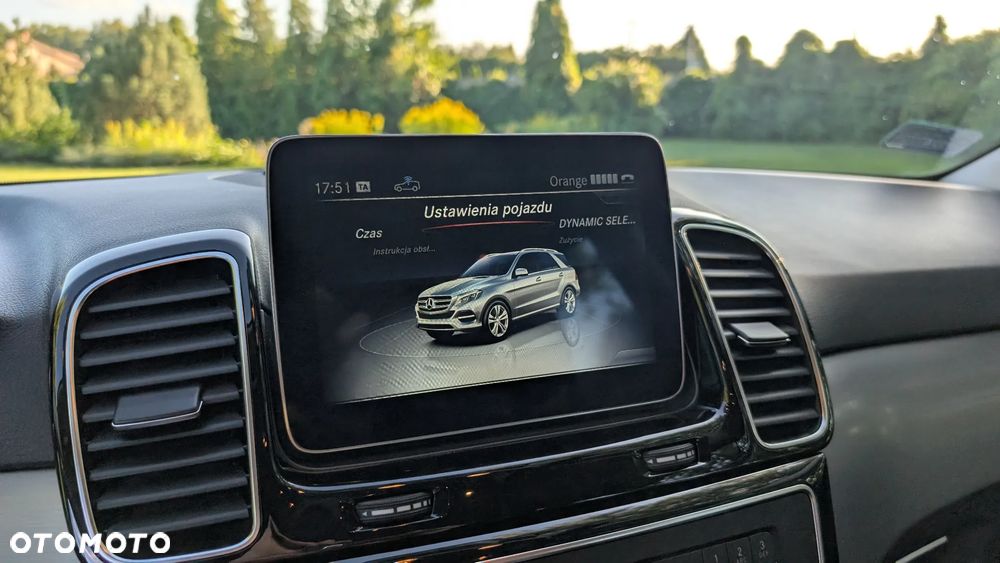 Mercedes-Benz GLE 400 4-Matic 9G-TRONIC - 28