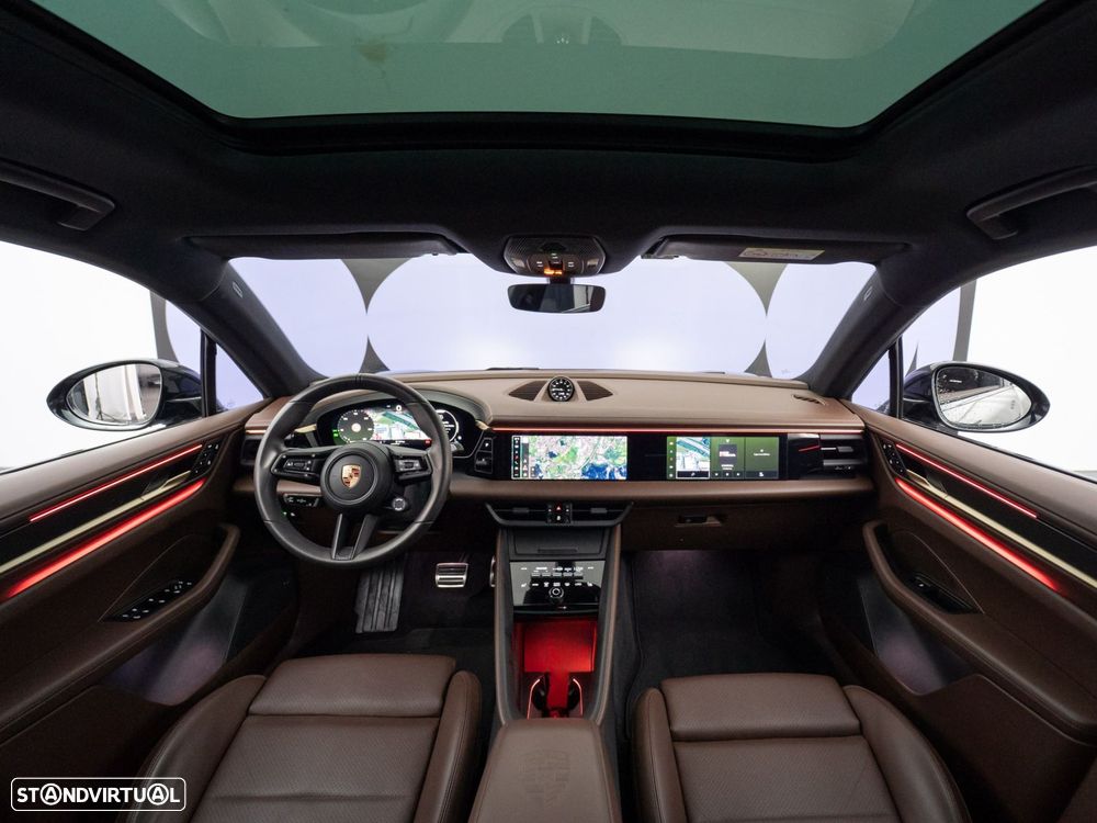Porsche Macan Electric 4 - 20